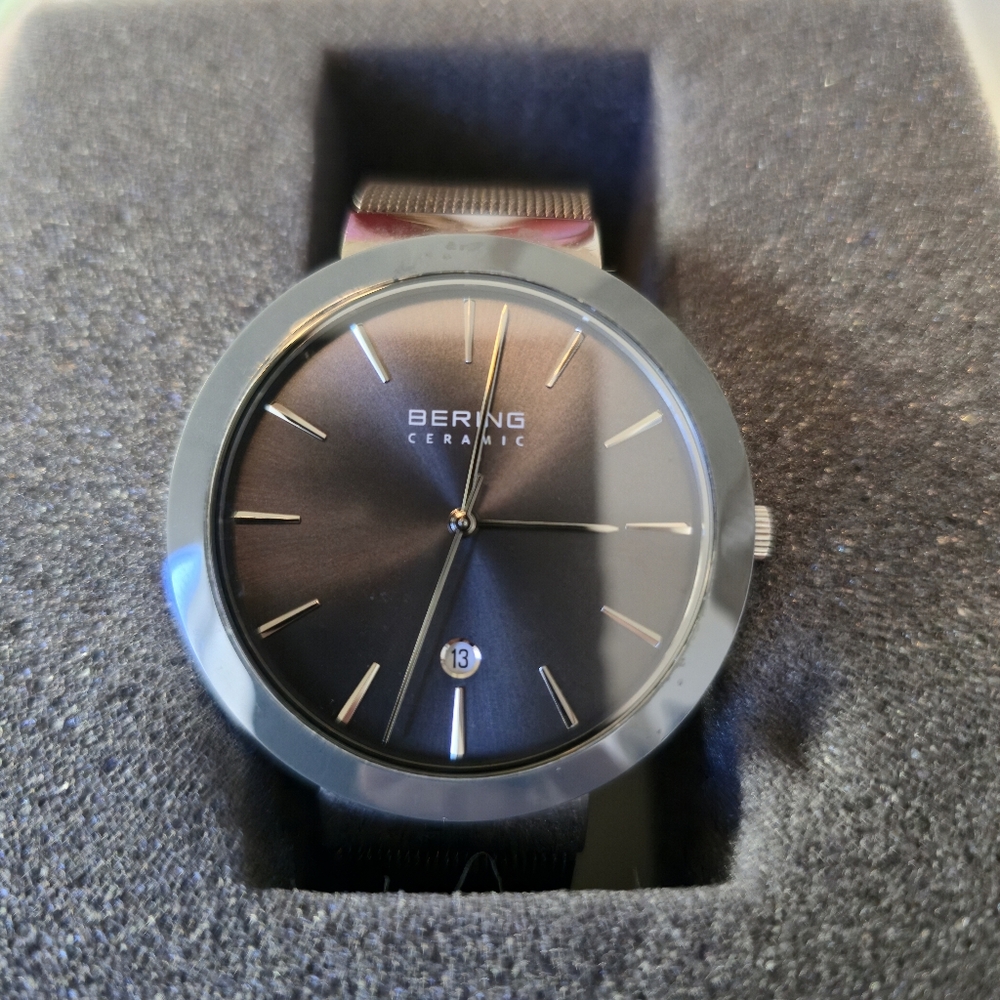 BERING Slim Ceramic Sapphire Crystal 11440-389